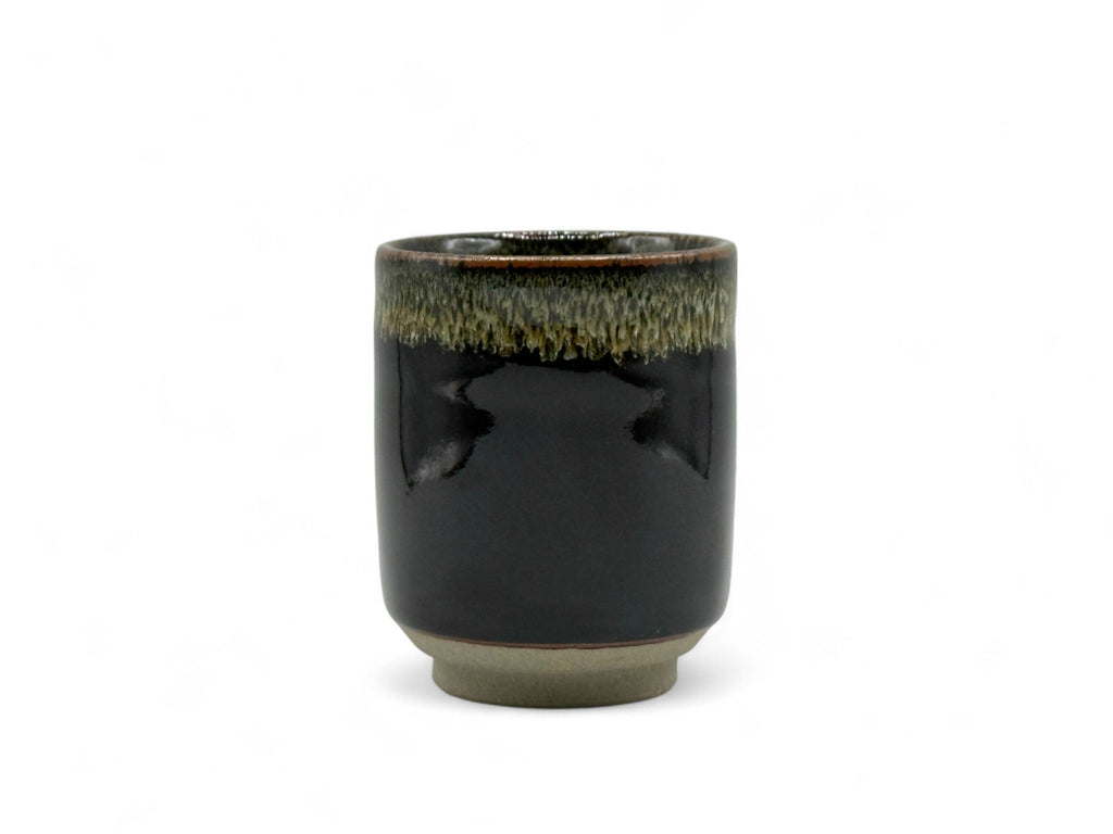 Inoue Tea Tetsu Black Mino-yaki Yunomi - Japanese Teacup