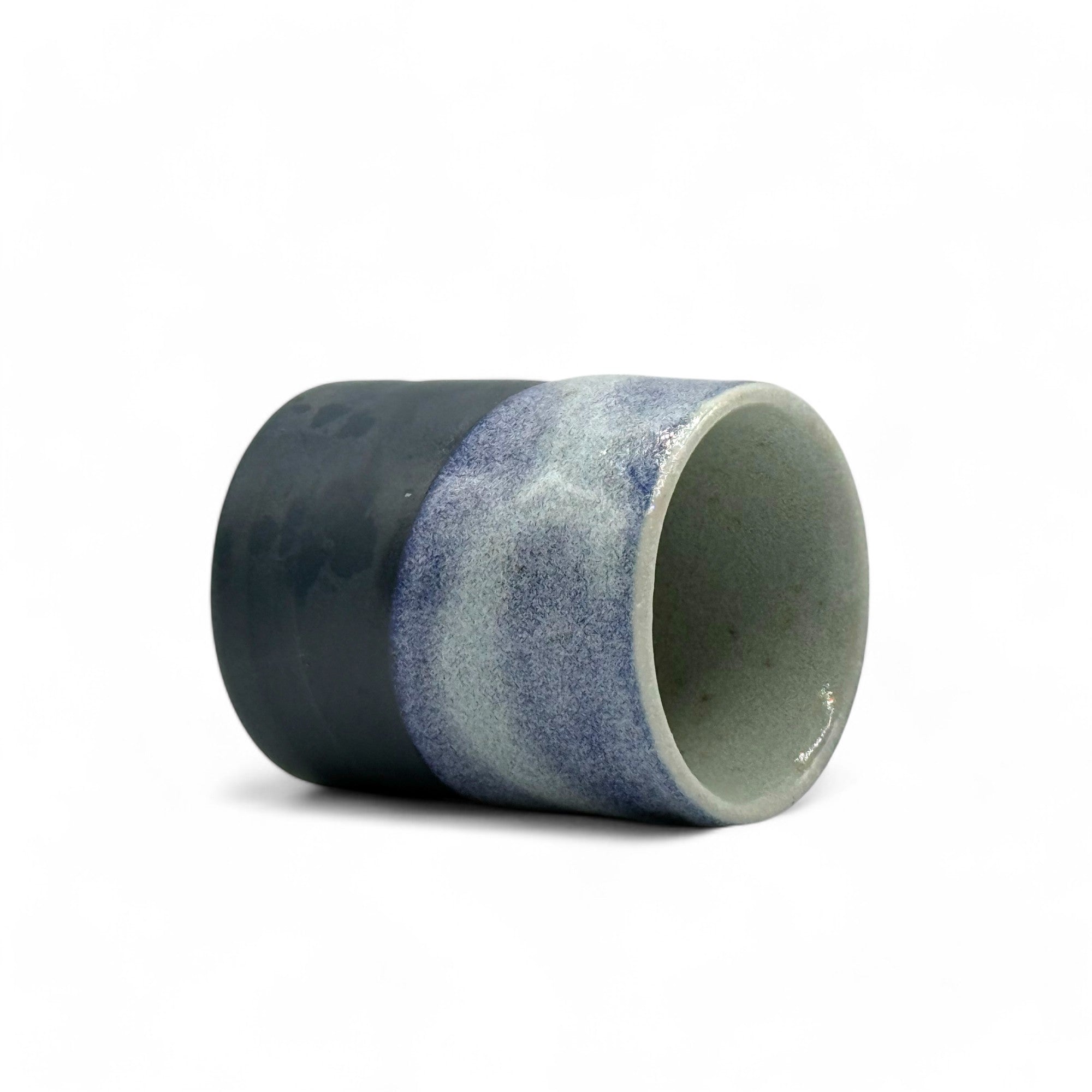Inoue Tea Ruri Kesho Black Mino-yaki Yunomi - Japanese teacup in a black ceramic finish, ideal for enjoying tea.