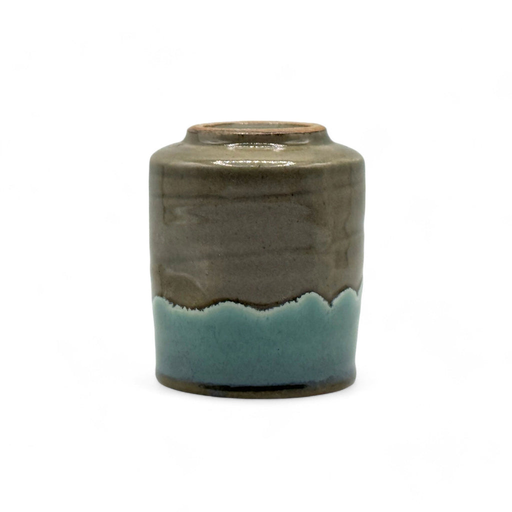 Inoue Kin Kama-ryū Green Mino-yaki Yunomi - Japanese Teacup