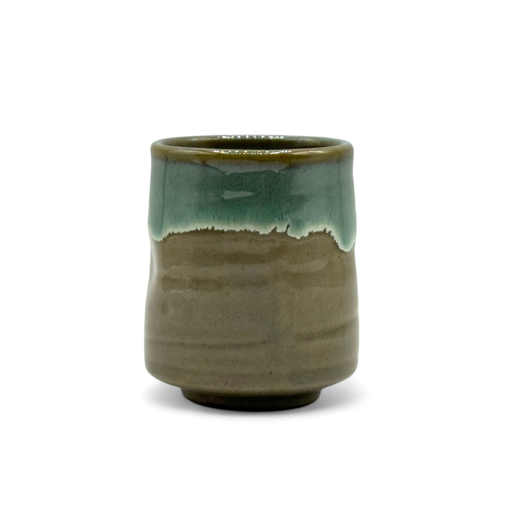 Inoue Kin Kama-ryū Green Mino-yaki Yunomi - Japanese Teacup