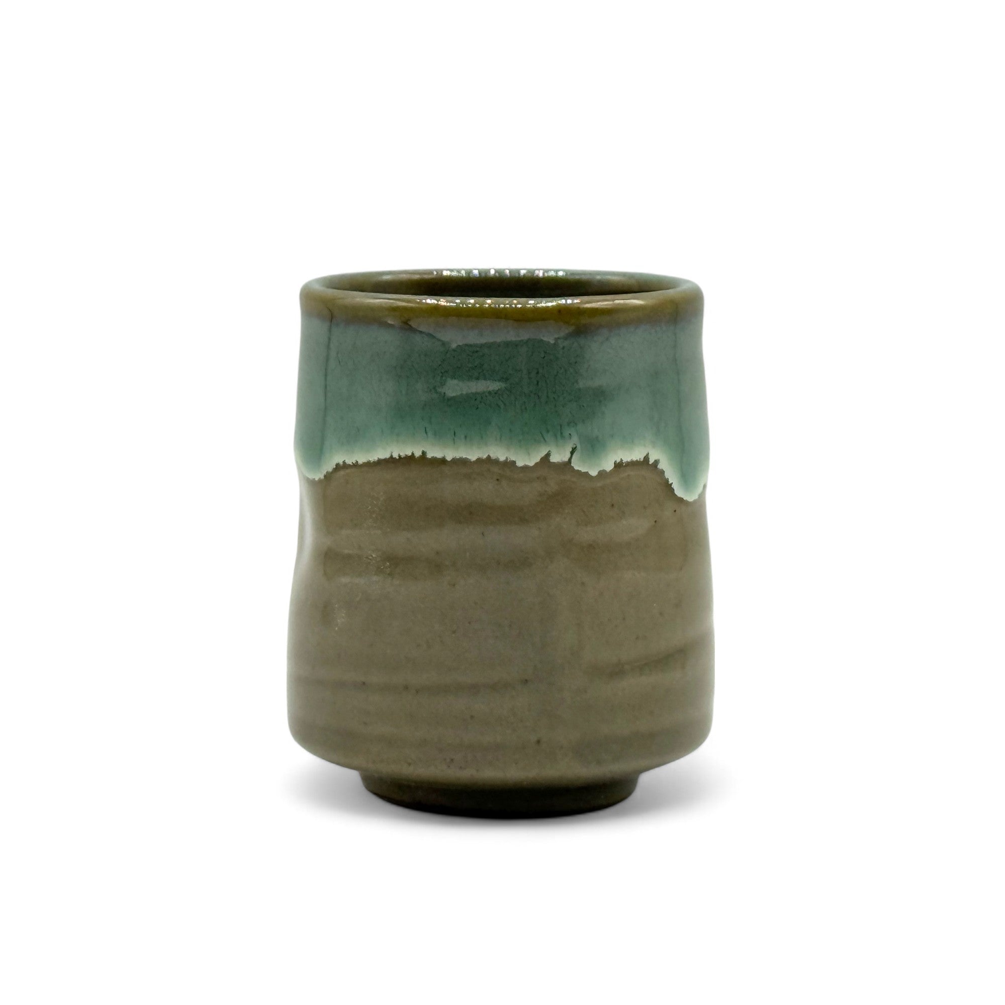 Inoue Kin Kama-ryū Green Mino-yaki Yunomi - Japanese Teacup
