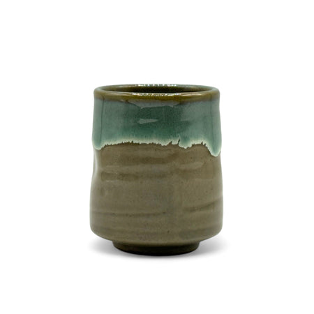 Inoue Kin Kama-ryū Green Mino-yaki Yunomi - Japanese Teacup
