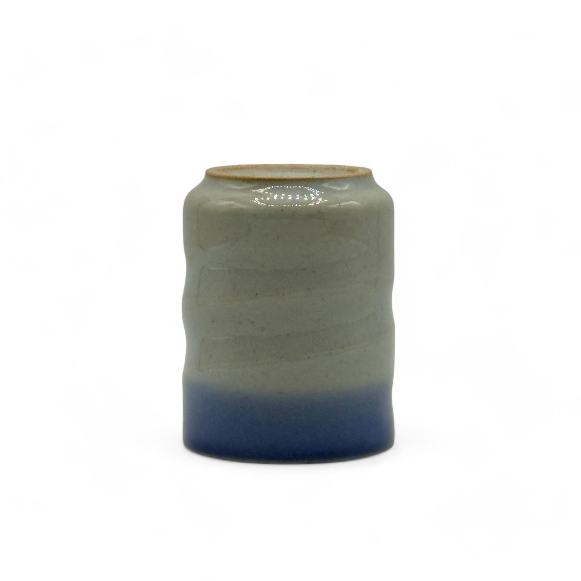 Inoue Tea Aobuchi Blue Mino-yaki Yunomi - Japanese teacup with a blue design, shown in the image