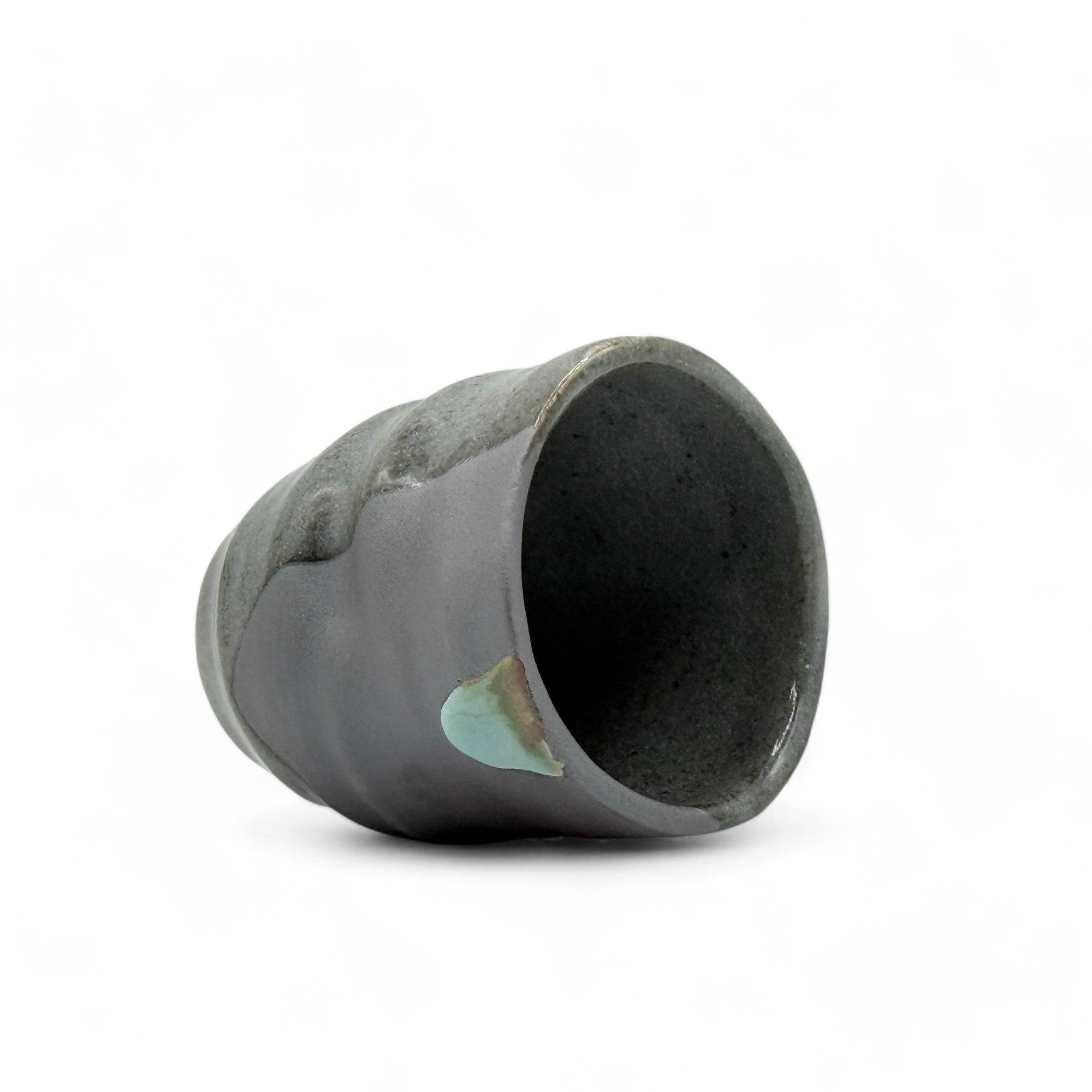 Inoue Tea Nezumi Shinrokubei Gray Mino-yaki Yunomi - Japanese Teacup shown from an angled view