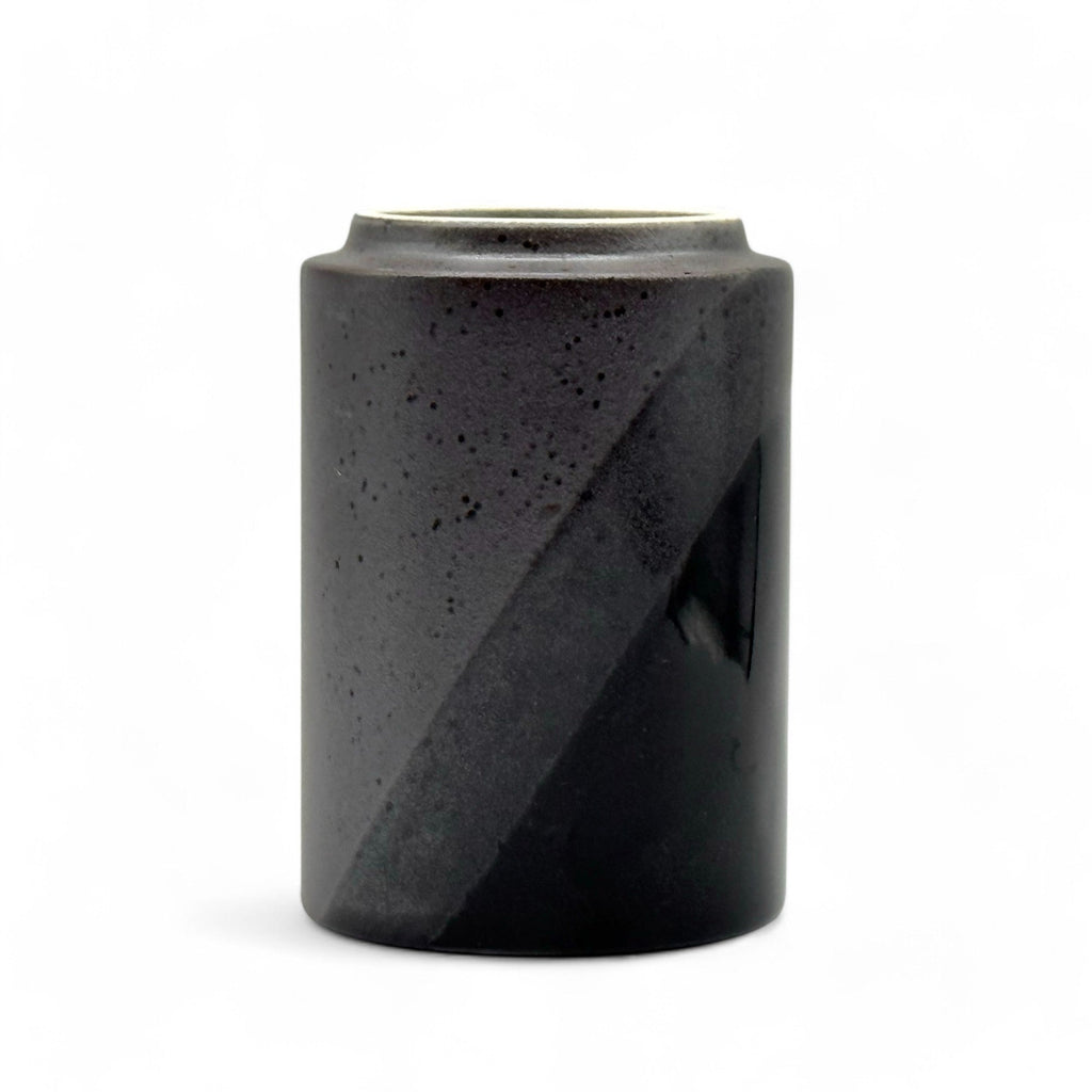 Inoue Kokuyu Black Mino-yaki Yunomi - Japanese Teacup