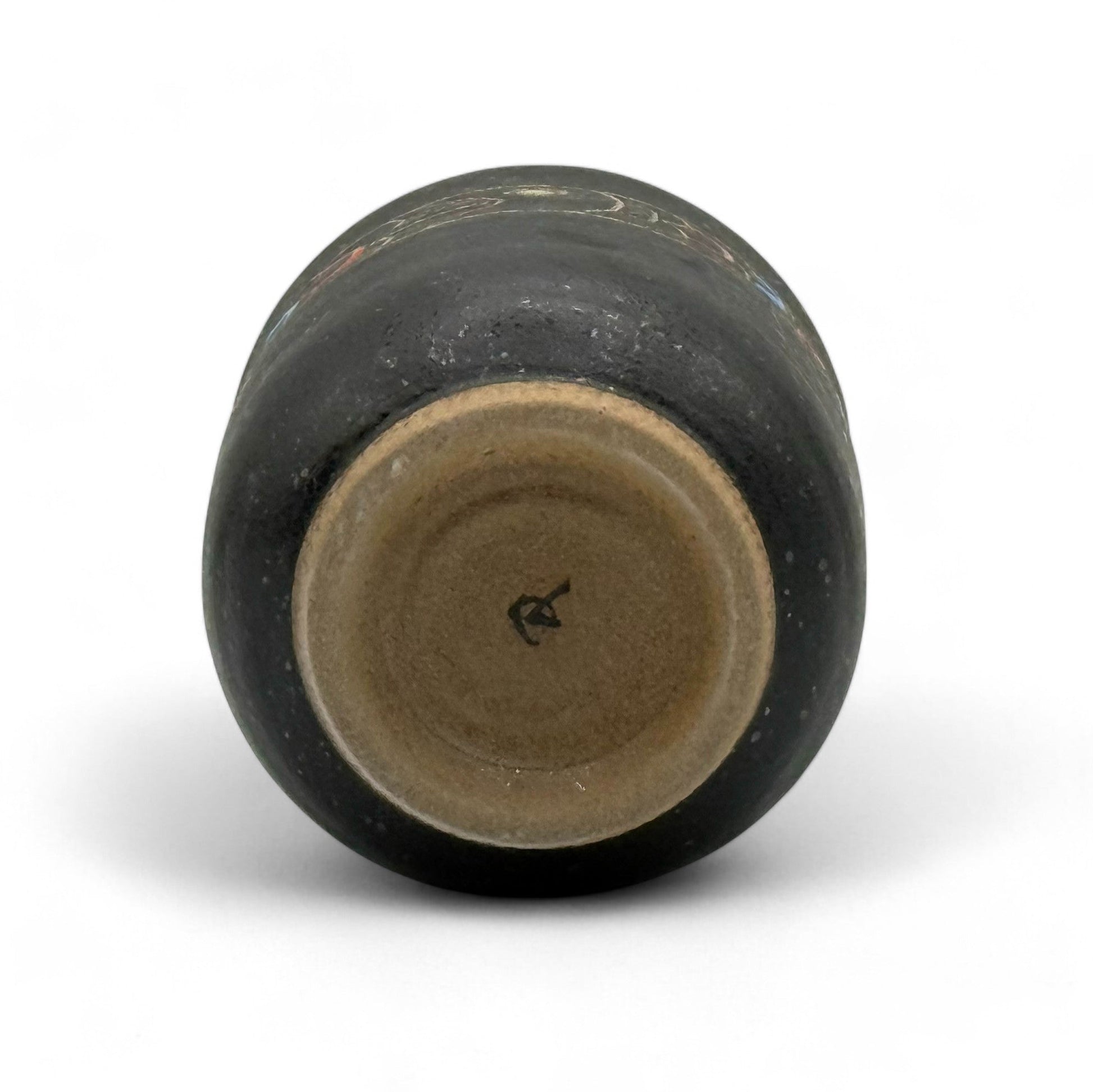 Inoue Tea Sakana Black Fish Mino-yaki Yunomi - Japanese Teacup