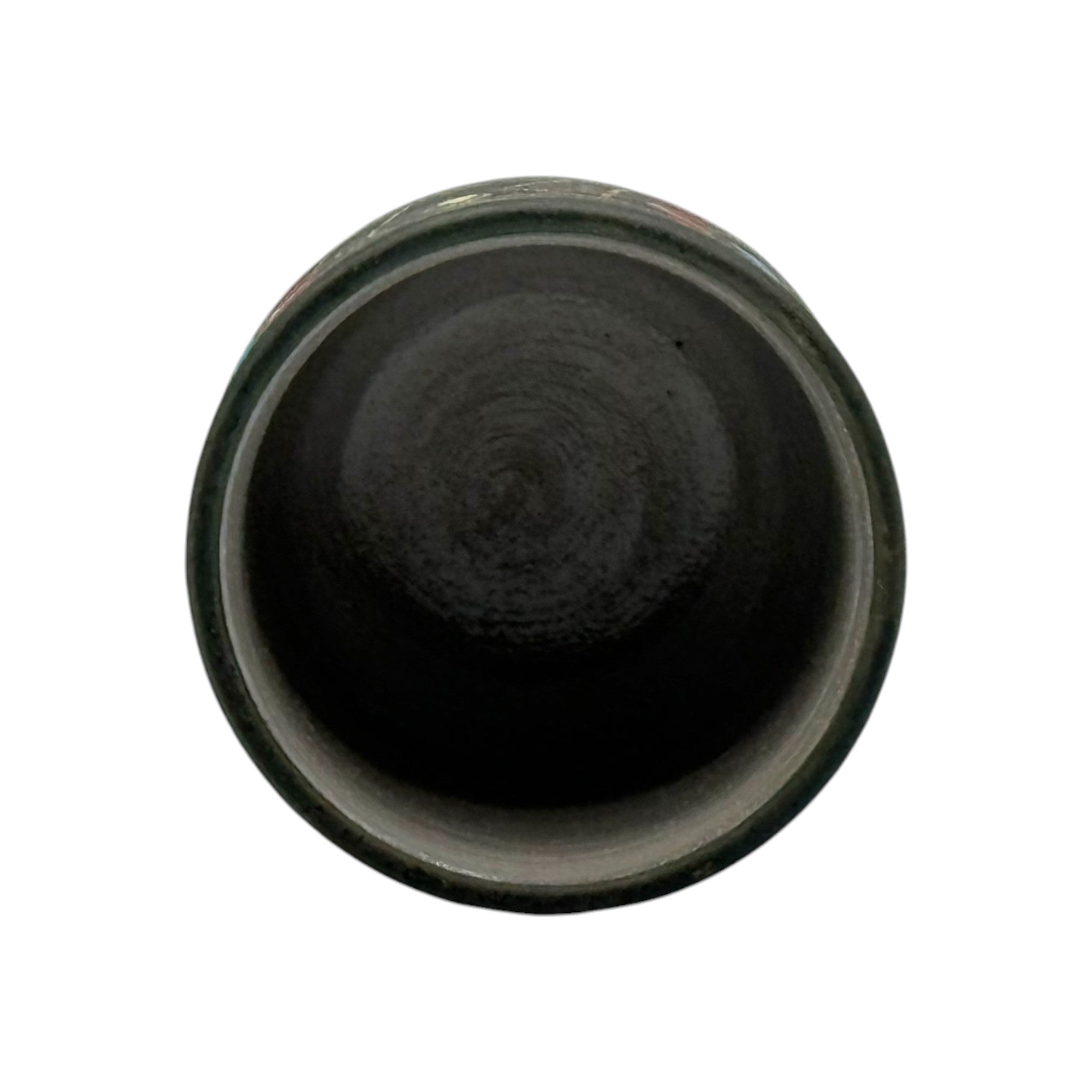 Inoue Tea Sakana Black Fish Mino-yaki Yunomi - Japanese Tea Cup featuring a unique black fish design.