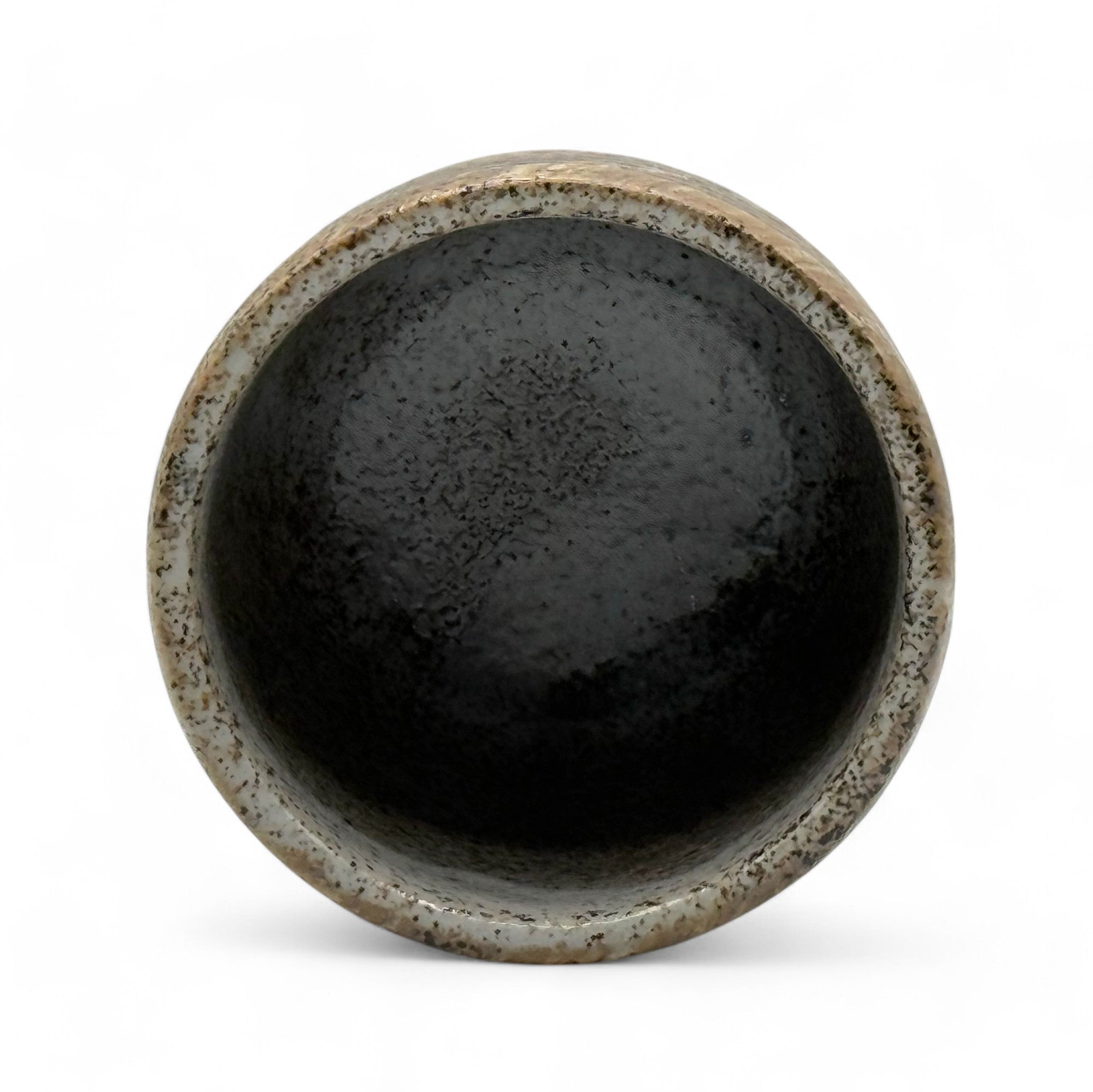 Inoue Tea Nami Brown Mino-yaki Yunomi - Japanese teacup, featuring a brown ceramic design, shown from a side angle.