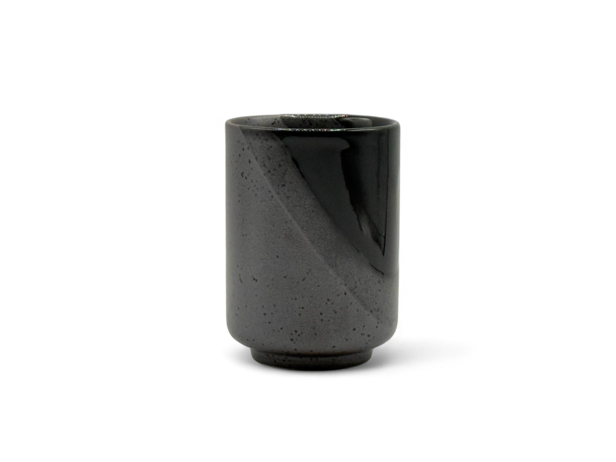Inoue Tea Kimura Black Shigaraki-yaki Yunomi - Japanese Teacup, showcasing a traditional ceramic teacup with a black finish.