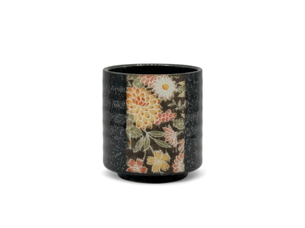 Inoue Yuzen Hana Flower Black Mino-yaki Wide Yunomi - Japanese Teacup