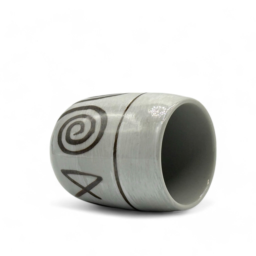 Inoue Tea Shirohake Naruto Gray Mino-yaki Yunomi - Japanese teacup in gray, featuring a traditional design.