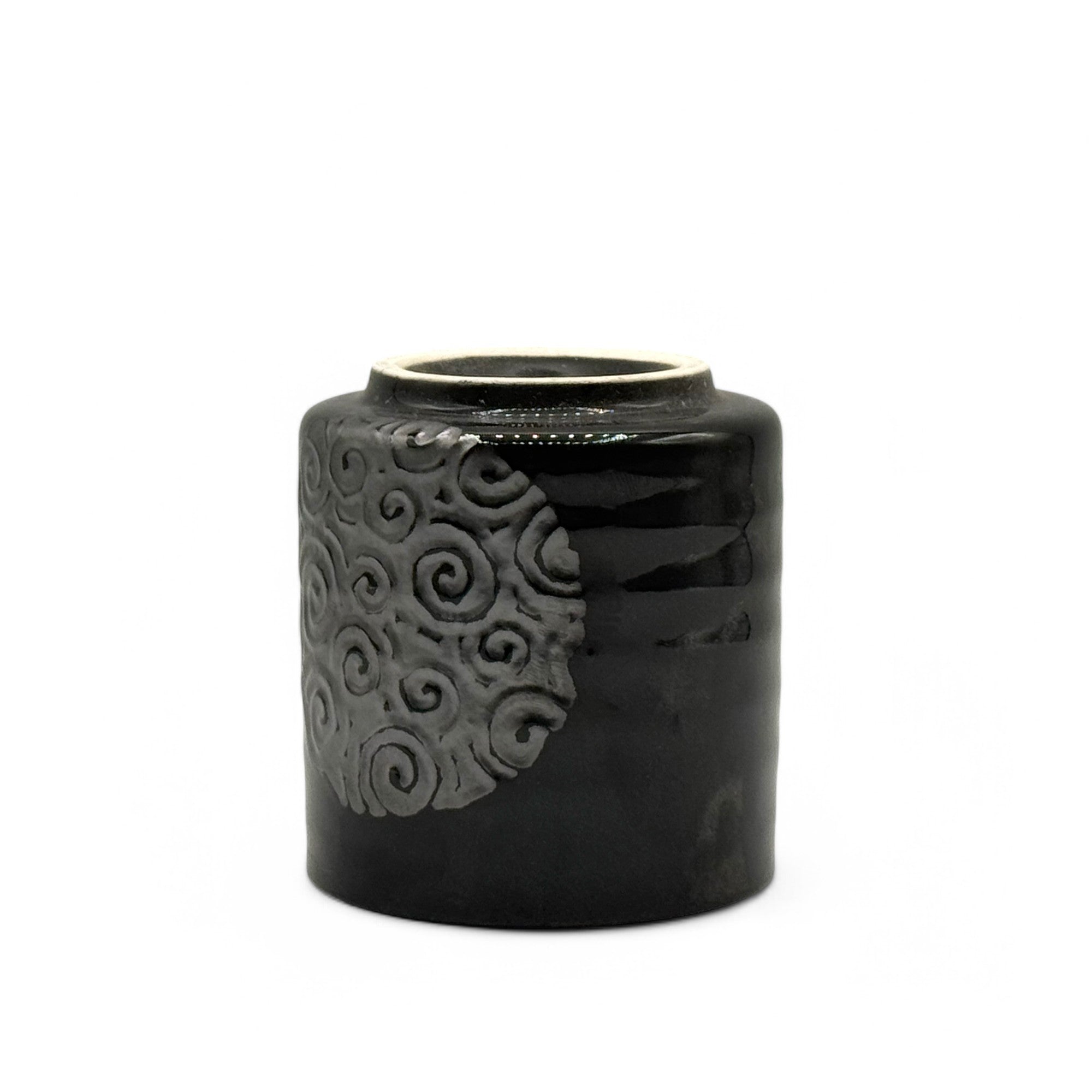 Inoue Tenmoku Naruto Black Mino-yaki Yunomi - Japanese Teacup