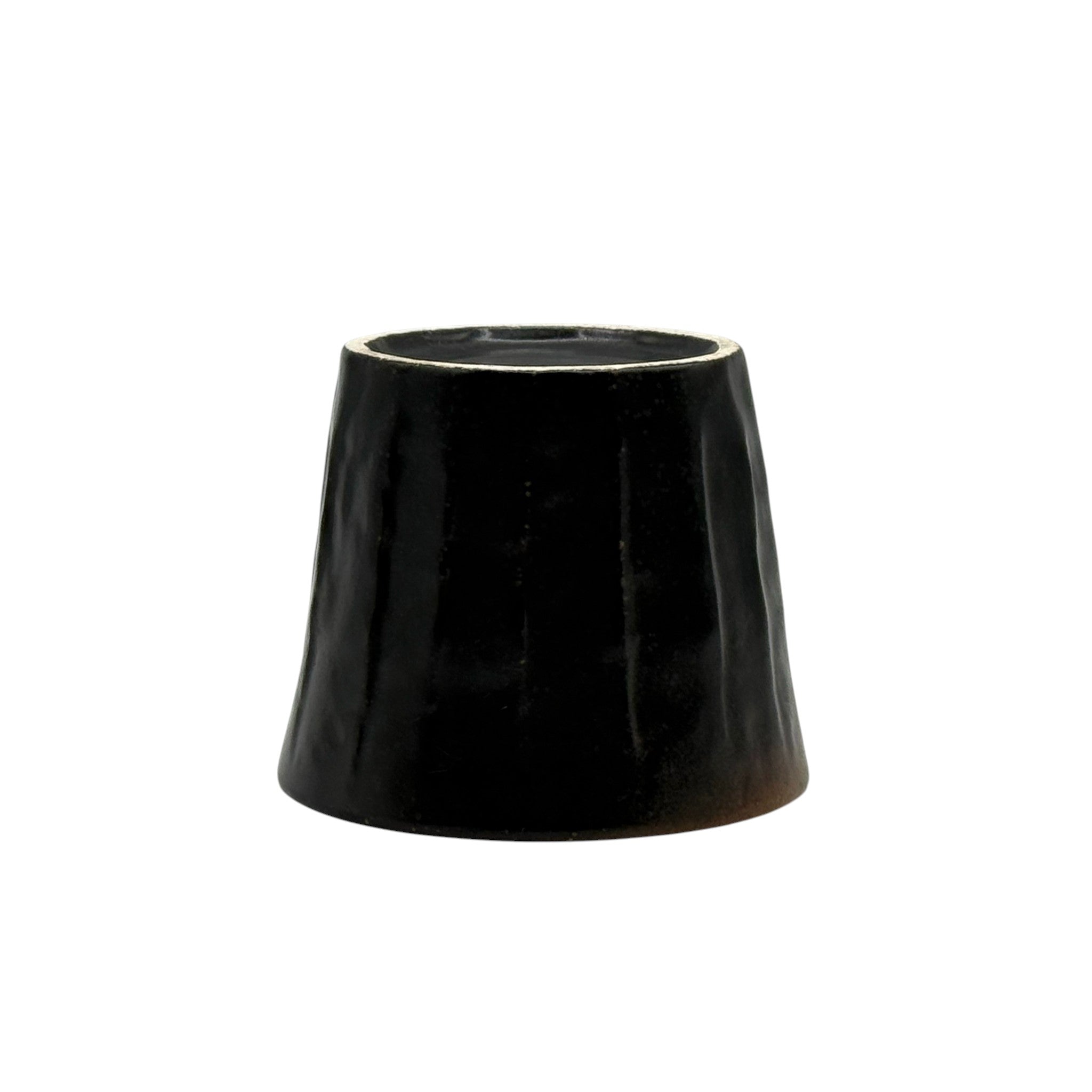 Inoue Kuro Ryu Fuki Black Mino-yaki Yunomi - Japanese Teacup
