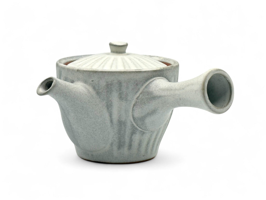 Inoue Tea Kiku Kohiki Rustic White Tokoname-yaki Kyusu - Japanese Teapot, showing a traditional white ceramic teapot.