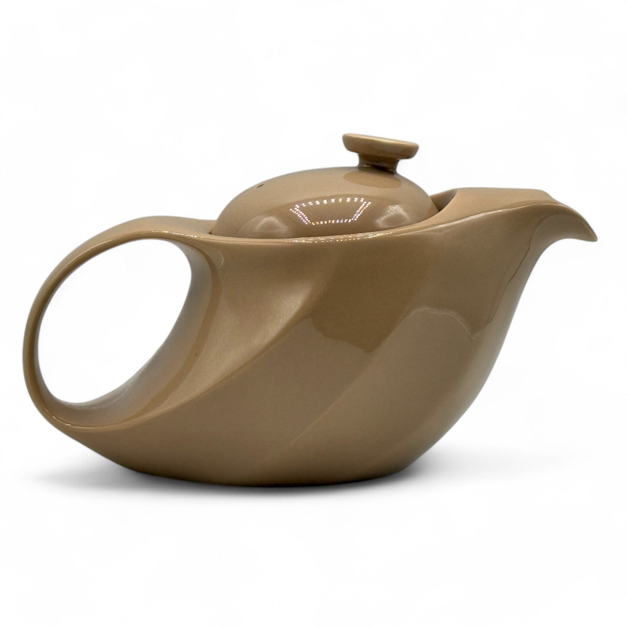 Inoue Tea Rakuchin Beige Mino-yaki Porcelain Kyusu - Japanese Teapot on a white background