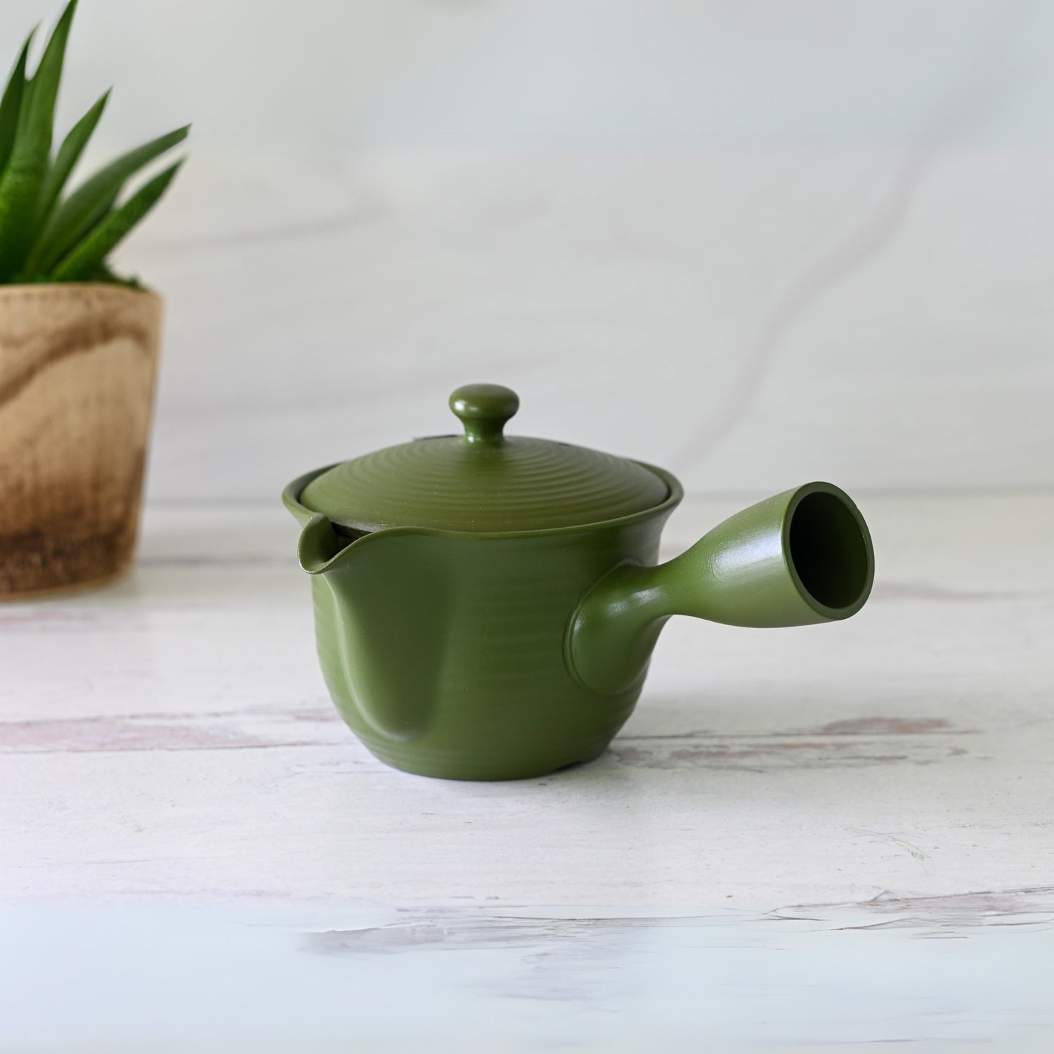 Aprika Life Handcrafted Japanese Kyusu Teapot with Filters (380ml)