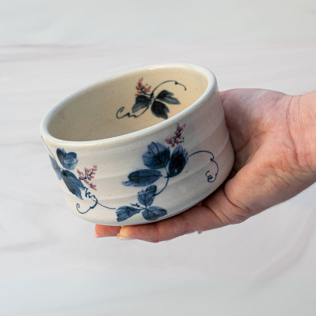 Aprika Life White Clay Kudzu Flowers Matcha Bowl