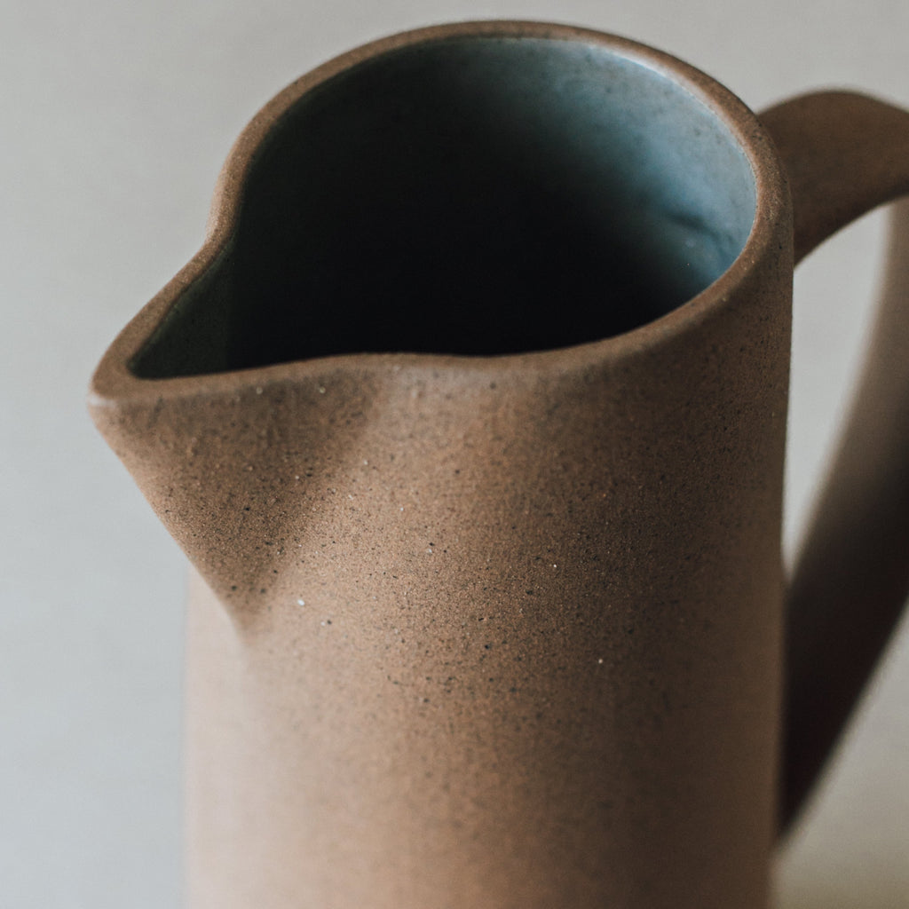 Al Centro Ceramica Tall Pitcher