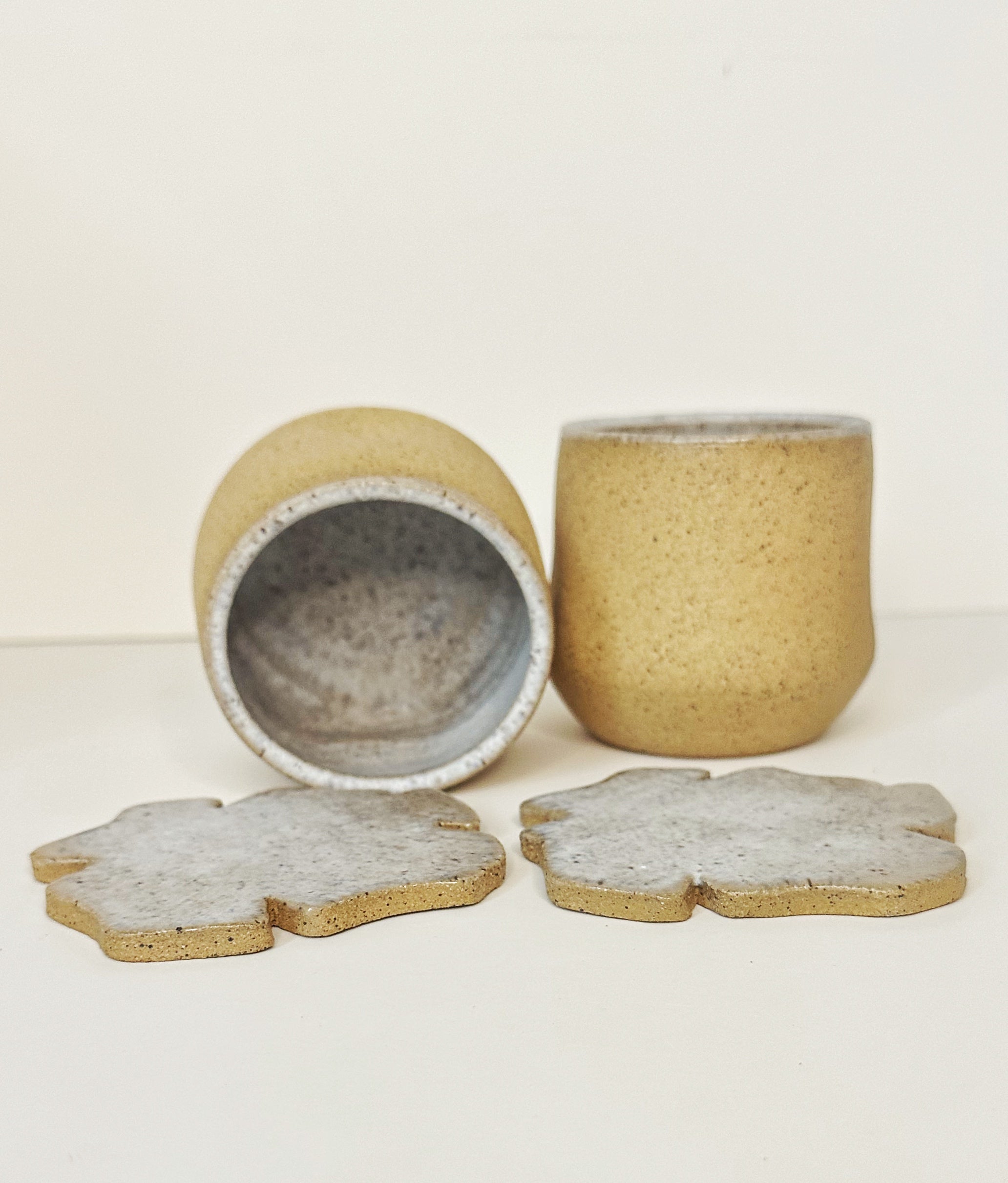 OCEAN SAND CUP SET (2 cups + 2 Flower coaters)