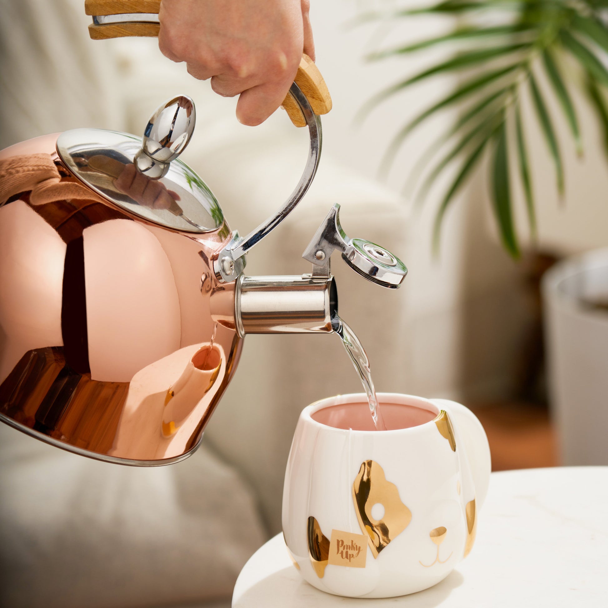 Pinky Up Presley Tea Kettle in Rose Gold
