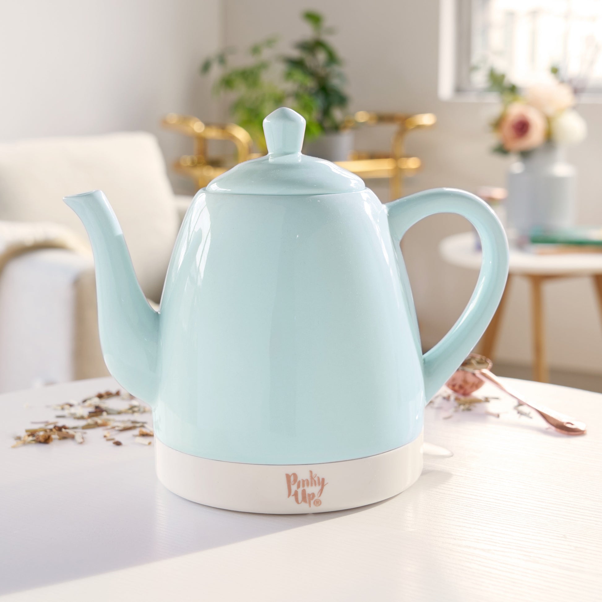 Pinky Up Noelle Ceramic Electric Tea Kettle in Mint
