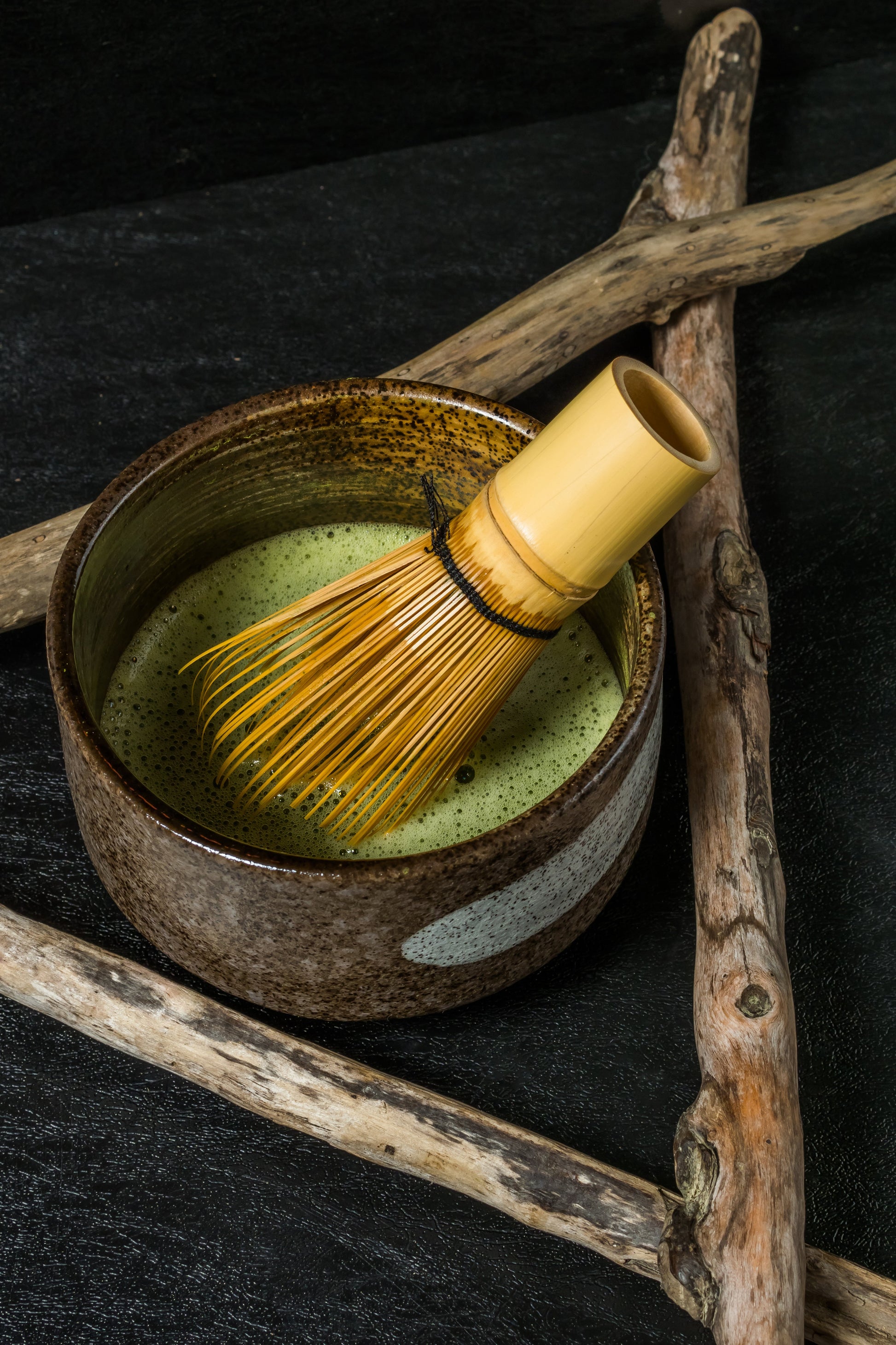 Inoue Tea Brushstroke Brown Mino-yaki Chawan - Japanese Matcha Bowl