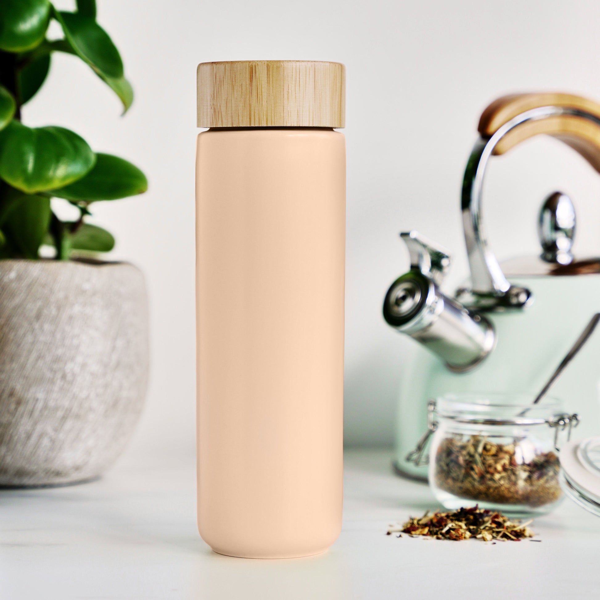 Pinky Up Tatyana Ceramic To-Go Infuser Mug in Coral