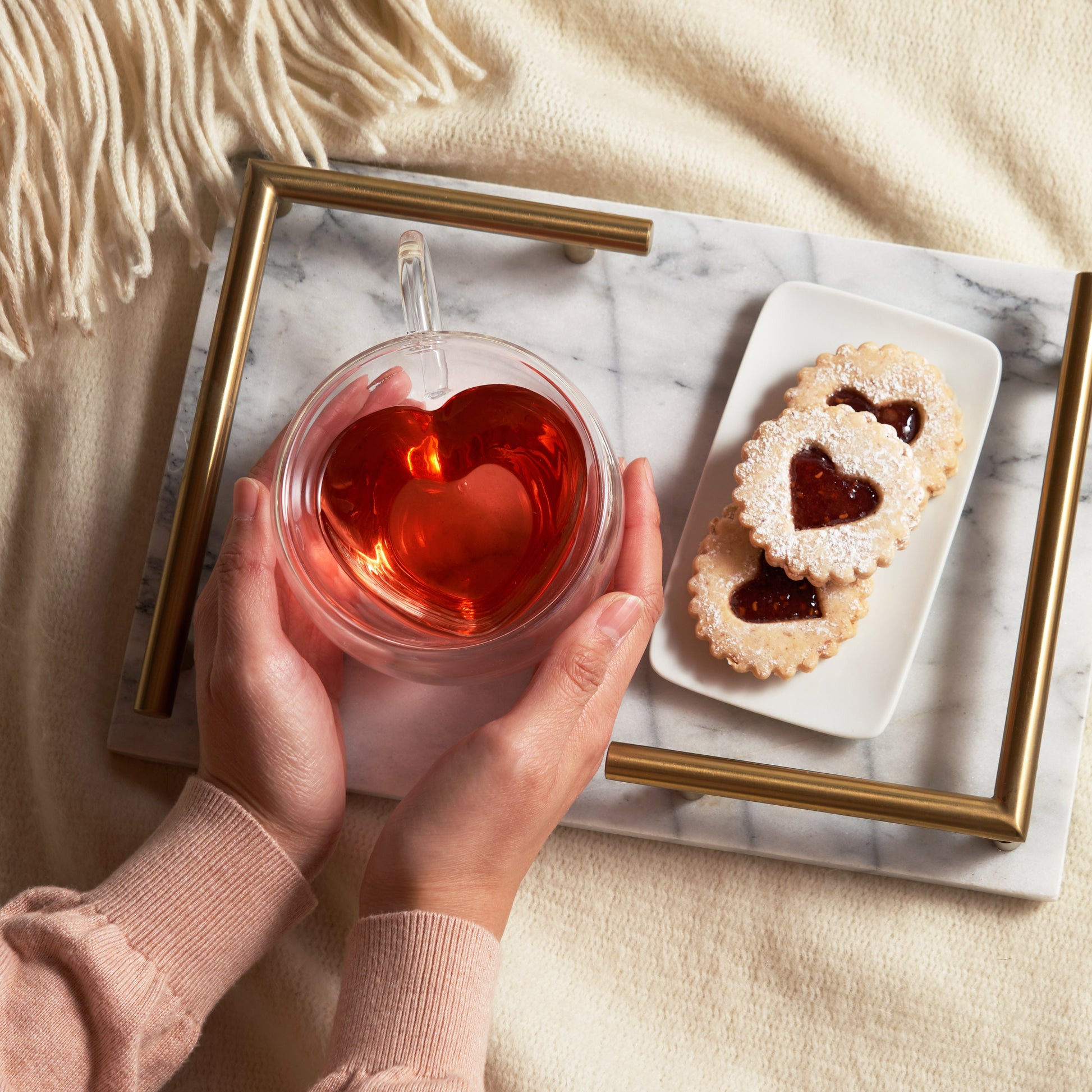 Pinky Up Kendall Heart Double Walled Glass Tea Mug