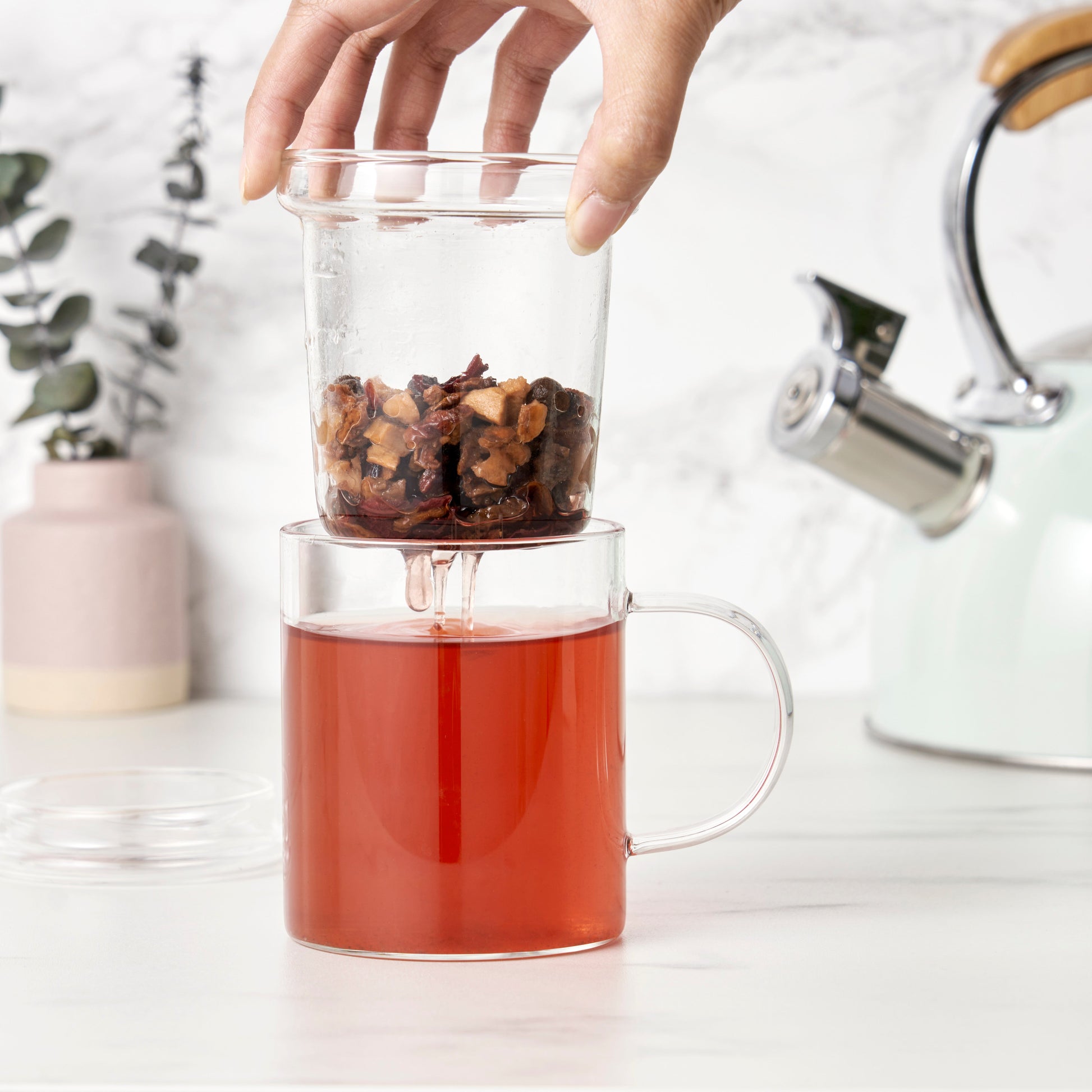 Pinky Up Blake Glass Tea Infuser Mug